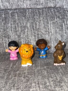 Fisher Price Little people characters and animals set